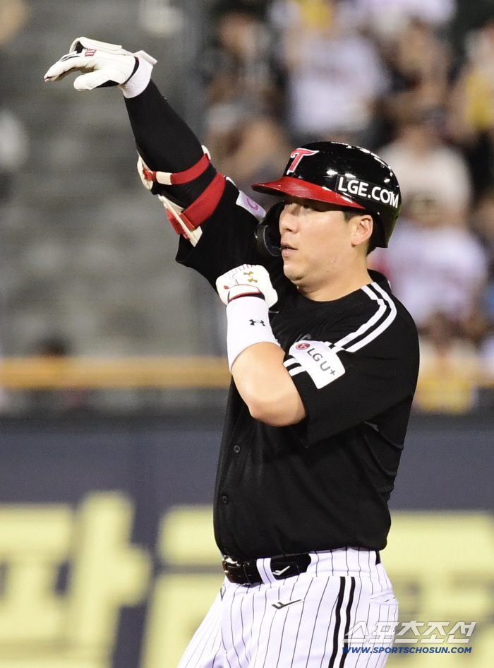 Hanwha solo? Wait! LG has won six consecutive games...Rebellion in second place. You don't know if it's like this. 