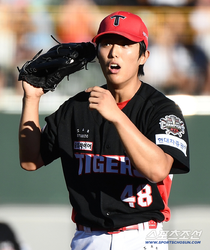 His fastball is 150km, but Lee Eui-ri, who returned, made 77 pitches in 3 innings → 6 hits and 5 runs...The frustration of losing back-to-back games has increased. 