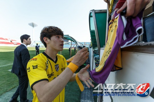 Jeju Captain, recognized by Hakbumson, who doesn't need words, ranked fifth or higher in Changmin, and the reason for the rise in the top target is the winning mentality of the original team, not individuals