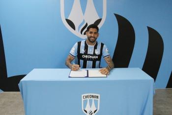 K League 2 Cheonan City FC Recruited Bruno, a 1-meter-90-tall striker from Gimpo...South Gyeongsang Province and last place