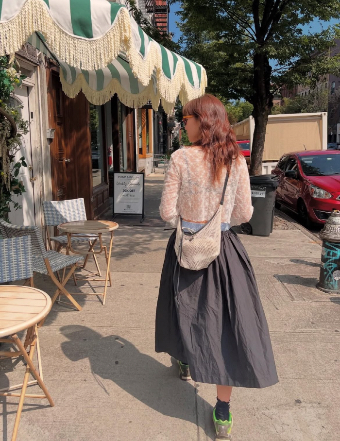 'Kevin Oh ♥' Gong Hyo-jin, Seo's underwear exposed mesh look..'I don't want to wear anything'