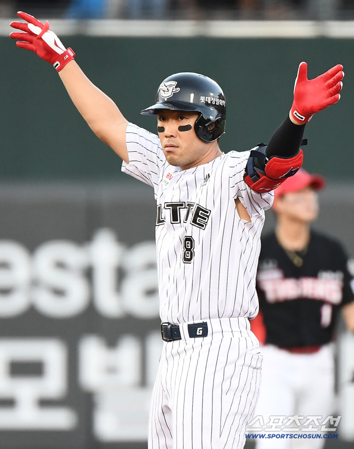  Jeon Junwoo, RBI double