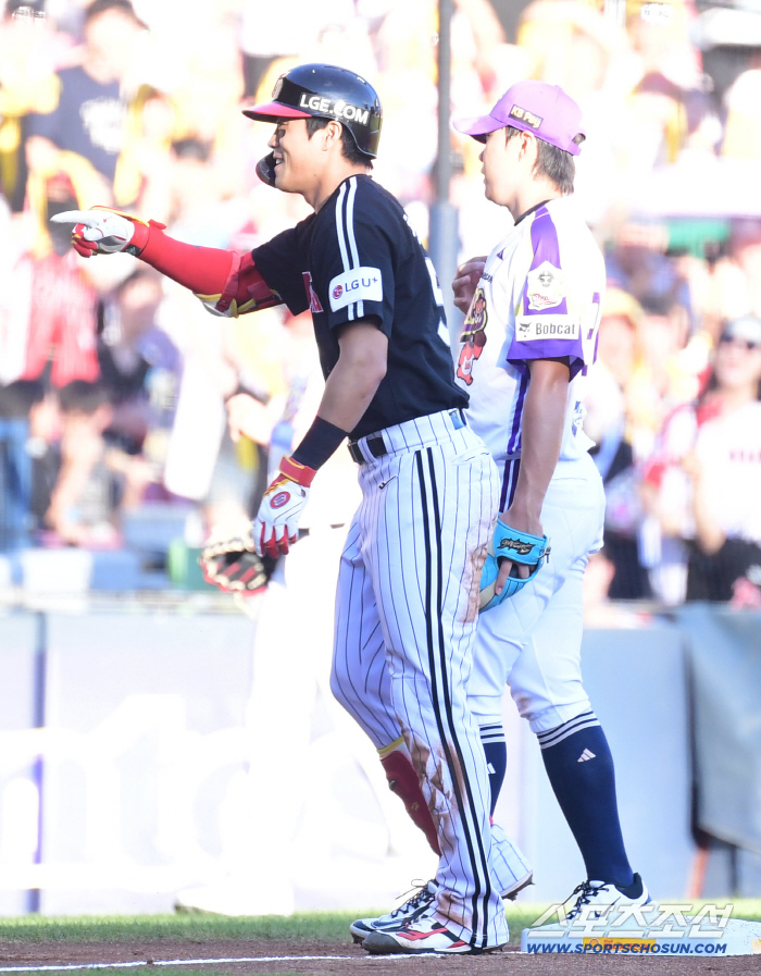  LG Chun Sung-ho's first RBI triple in the second inning