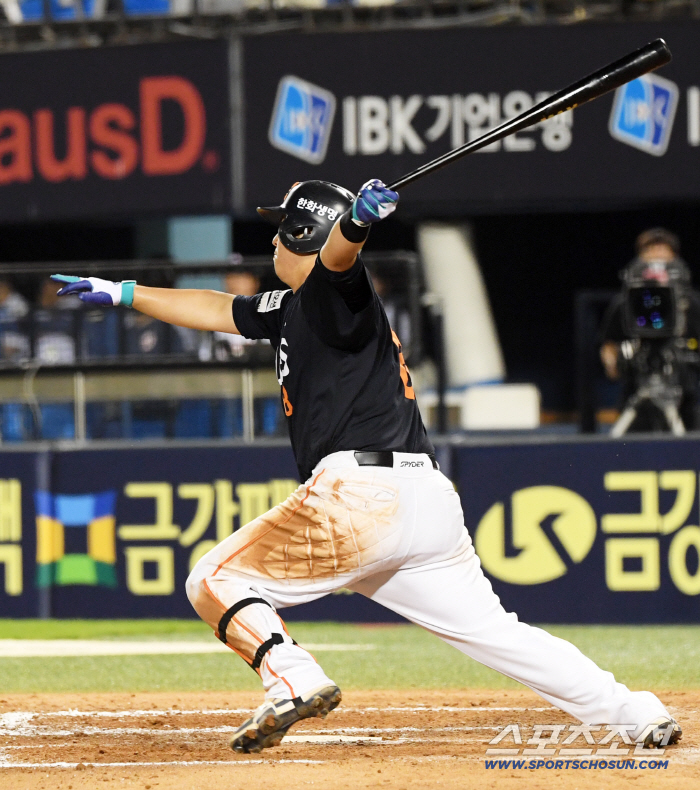 The reason why Hanwha, which the coach also feels, has changed is obviously as helpful as one win in this game. 