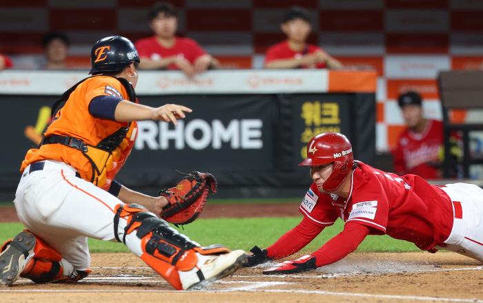 Ryu Hyun-jin's shock steel plate → Kim Kwang-hyun woke up in a big match with two runs in six innings, caught the No. 1 team 