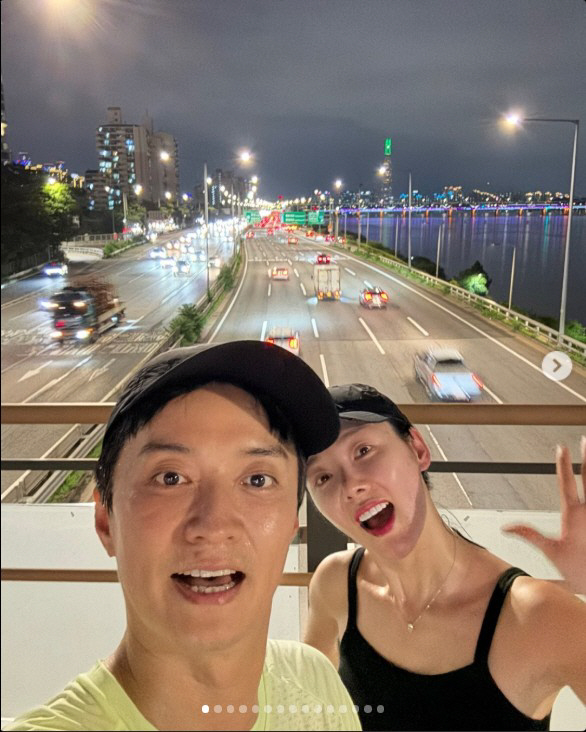 Adul mom So Yi-hyun, ♥A solid swimsuit that also falls in love with Ingyojin...Running date at night