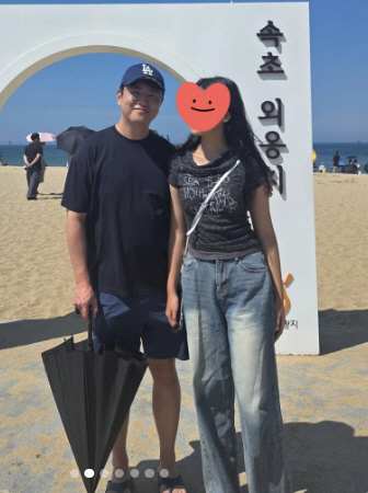 'Divorce.' Next to Choi Dongseok, I thought it was Park Jiyoon…You've grown as big as your dad. What have you been up to