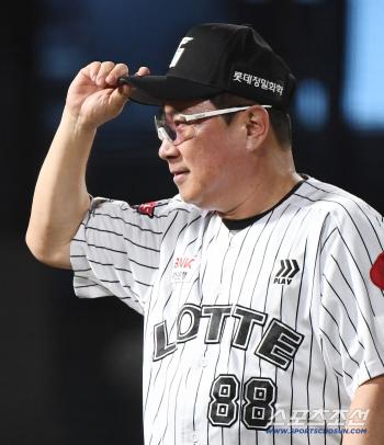 Four consecutive wins → Lotte is in third place...I'm energized now Director Kim Tae-hyung's pride 
