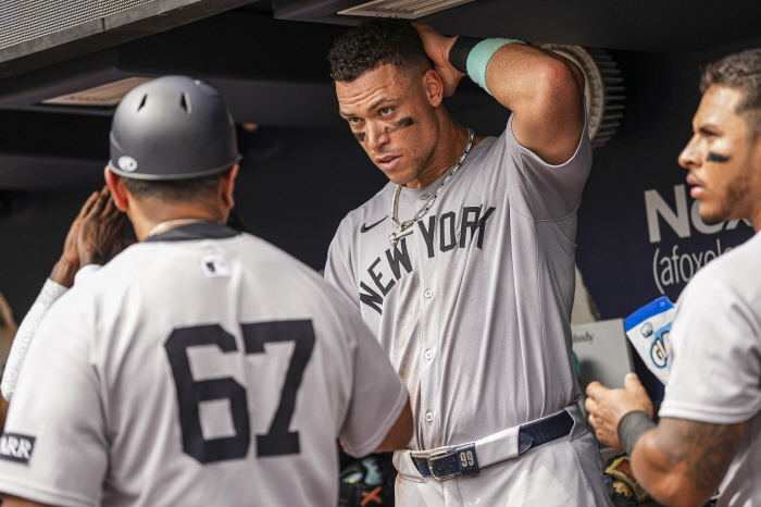 I wanted to play as a DH on the day I registered the MVP and district championship, a major negative factor for the Yankees, three consecutive losses on the day I registered the jersey IL, but