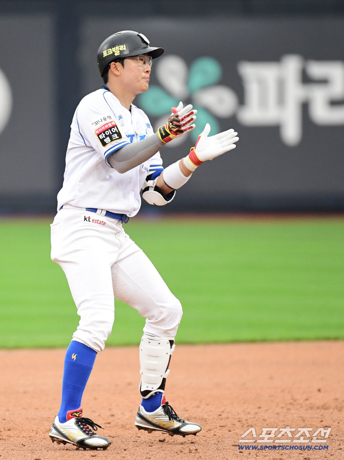 KT's incredible reversal drama in the bottom of the ninth inning, Samsung's bullpen pushing out the walk-off nightmare 