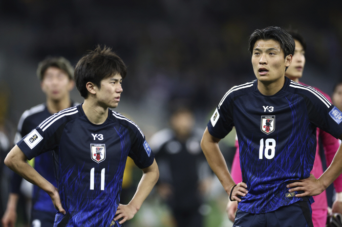 11 Japanese Bundesliga players vs. 4 Koreans. FW who hit the jackpot, and Kastroff who was naturalized for 16 billion won in transfer fee and rice