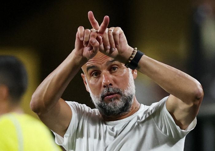 Pep Guardiola, the world's top coach, ranked 133rd by FIFA?I can't believe there's all this fraud in the world. I got my own money