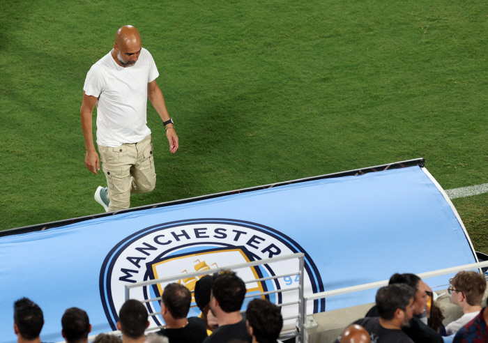 Pep Guardiola, the world's top coach, ranked 133rd by FIFA?I can't believe there's all this fraud in the world. I got my own money