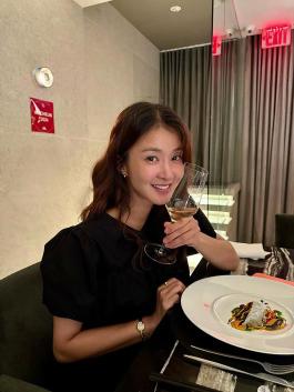  Lee Si-young, husband Dong Dong's relentless daily life after becoming pregnant..Even a cocktail party