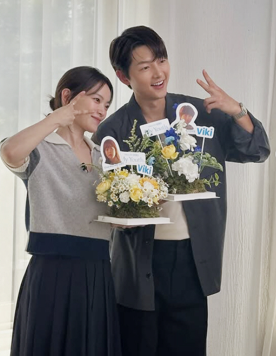 Song Joong-ki, a father of two children, and ♥ a boy who fell in love with Katie...The chemistry between Chun Woohee and her first love