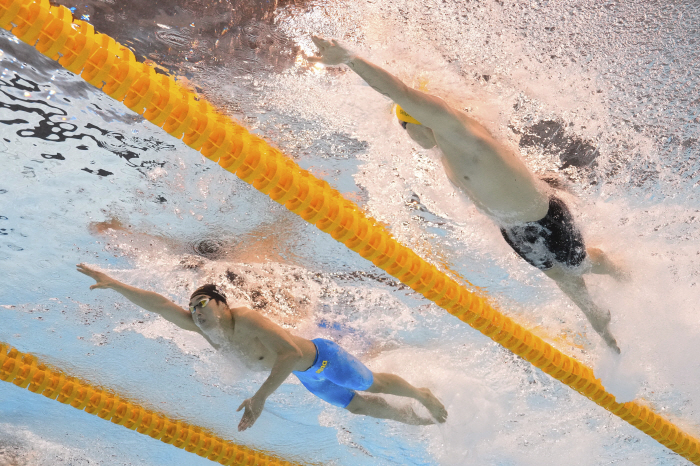 What a bummer! Kim Woo-min in 0.25 second place in 400m freestyle! Second consecutive podium finish 
