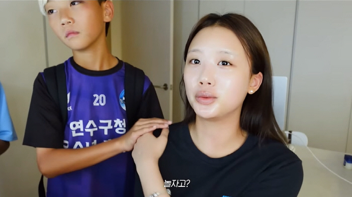 What's wrong with Lee Dong-guk's blackened eyes? (What time is it now?)? Let's do it again!)