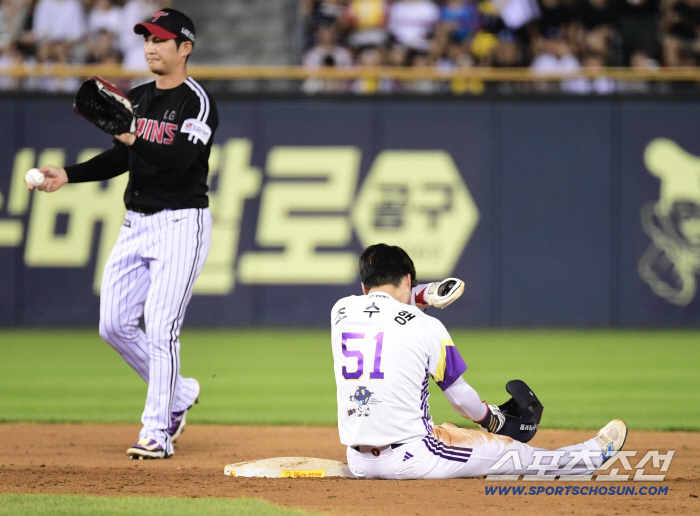 Will 13 checkpoints even terrorize SNS? → Even the family's curse is shocking.. Baseball is bruised by some over-immersive fans' overuse of power