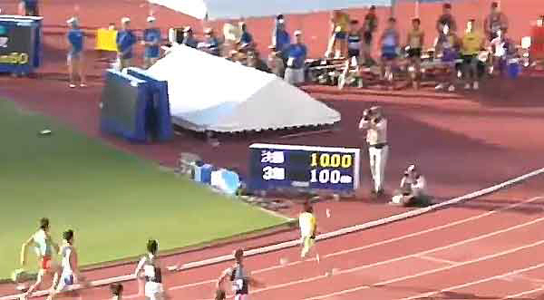 The world was surprised by the record. A 16-year-old high school student broke the world's surprise U18 at 100m, 10 seconds...The goal is to enter the 9th second range