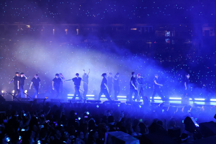 ATEEZ Becomes Second K-pop Act to Headline Chicago's Wrigley Field