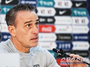 Bento, Shin Tae-yong, and Choi Kang-hee all went to China without even starting the appointment of the coach while the crisis of falsehood is going down