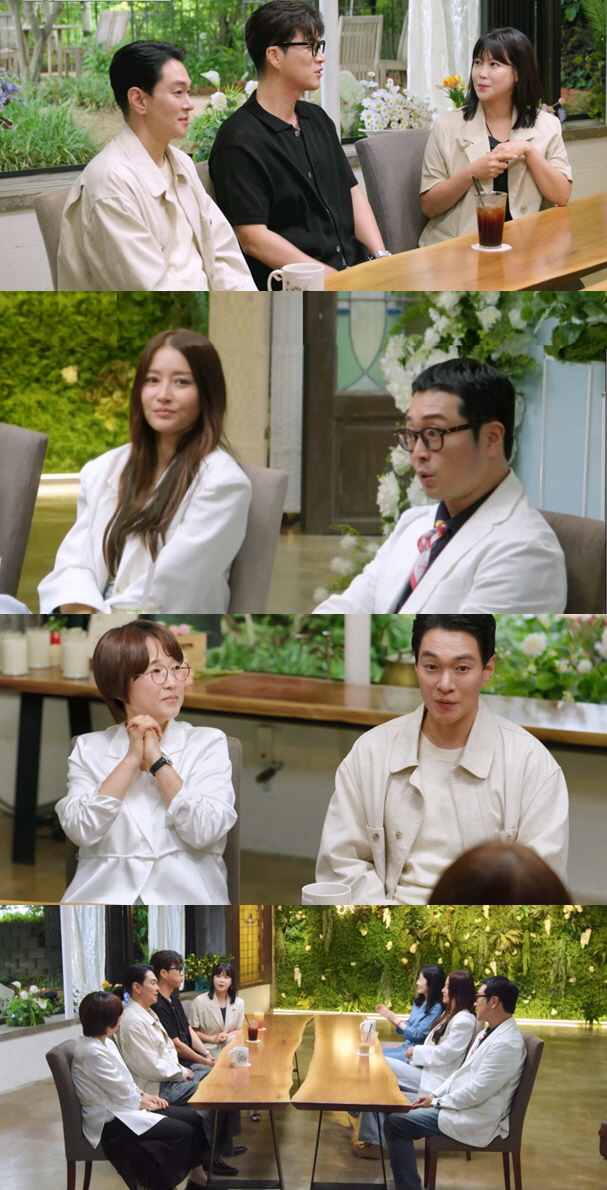  Ekon reunited with Hwangbo after 22 years...To be honest, I liked you then. (Fifty 3rd year)
