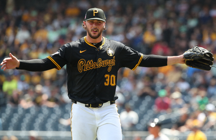 The first one-digit multiplier in history. Cy Young Award? ERA 1.836 Win Skins' Huge Challenge Will BBWAA Allow?
