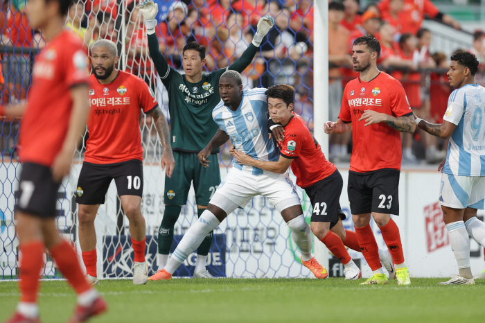 The hope brought by the legendary horse, but Ulsan is also rattling → 10G winless tears...Is there a way out of the war? The illusions of three-back