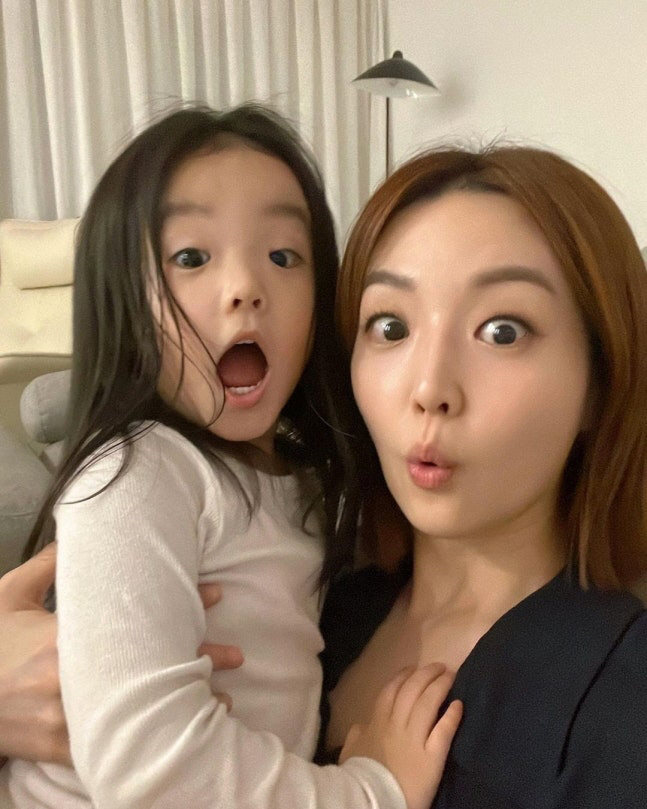 Kim So-young attracted 7 billion won in investment, I think my reference was stolen, but my daughter's silly mother's weekend