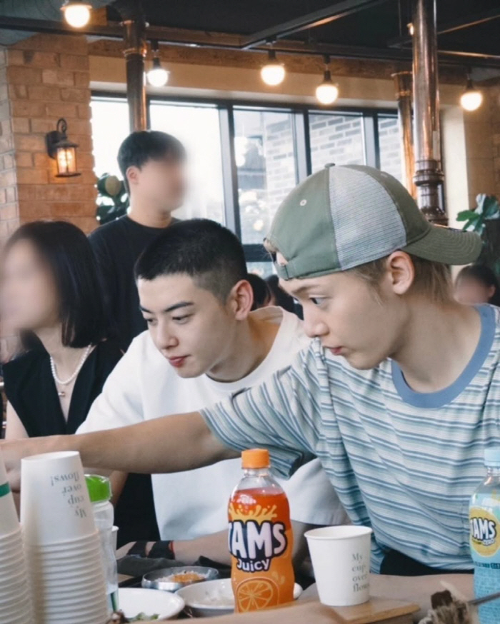 'Son is a son, and Cha Eunwoo is a sculpture.'Training center moms, 'Straight Chaos' on 'Gomshin Mode.'
