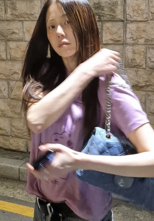 54-year-old Ko Hyun-jung, I would believe you even if you were in your 20s...MZ fashion completed with 400C. 