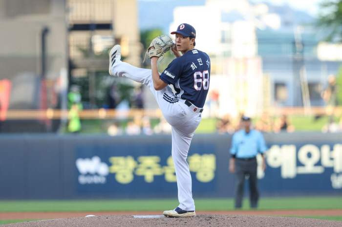 Choi Min-seok, a high school graduate who has lost seven consecutive games in KIA! → Cho Sung Hwan's compliments are amazing and proud of him
