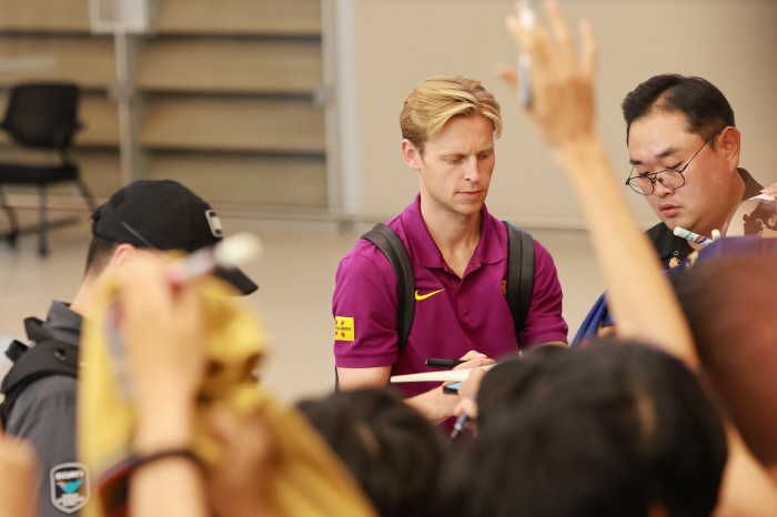 It's Yamalevandep Pedrihafiña! It's here! Barcelona to visit Korea for the first time in 15 years amid fan hospitality