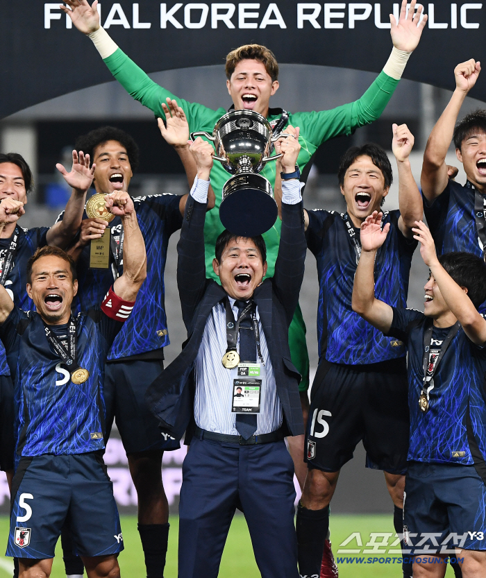 Japan is crazy! Win on Korean soil → Overpowered all Asian powerhouses and won again
