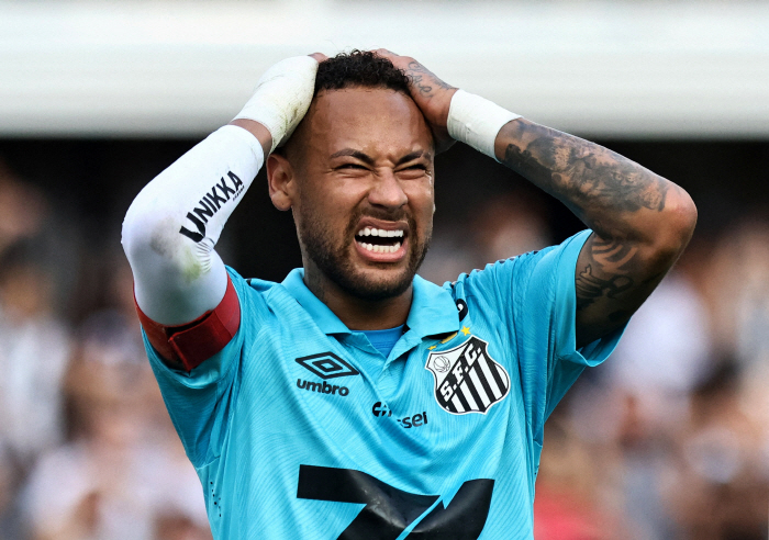 Kangin, do you want to go to France? Conflict with Santos fan Neymar, another controversial transfer? Negotiating with the press, Marseille