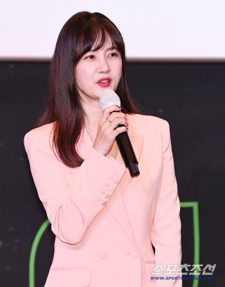 Park So-hyun's Reasons Why She Could Not Get Married Kim Sook, Song Eun-i, and Park Na-rae have all interrupted their relationship (Dolsing For Man)