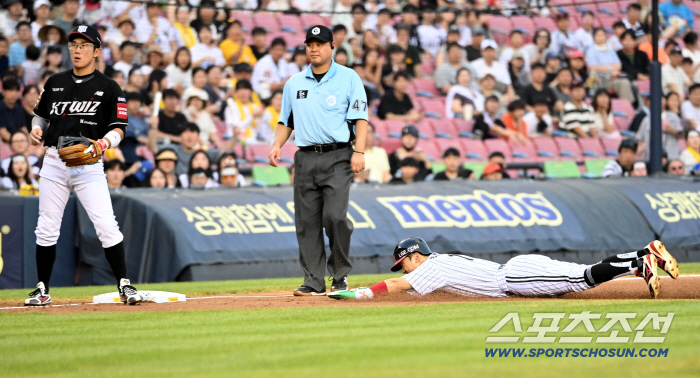  Park Hae-min stole third base?