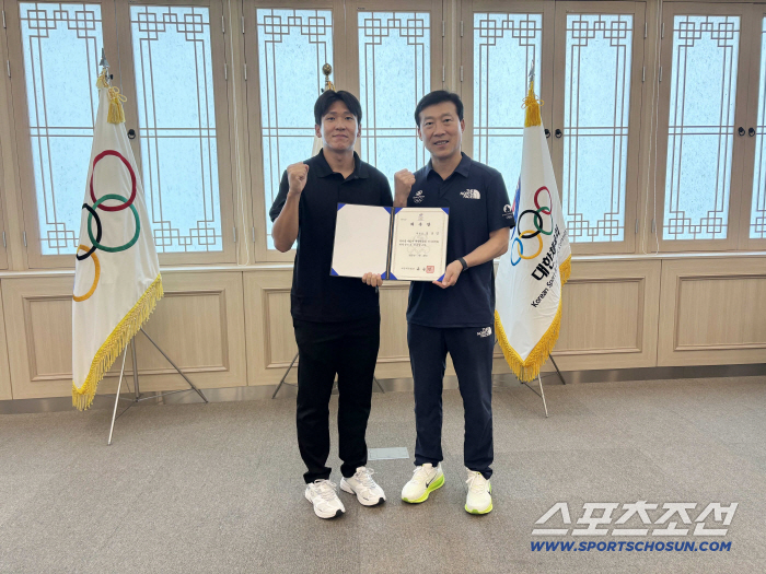 The pride of K-Sports, the strongest ever ultra-luxury line-up track and field legend Kim Kook-young, chairman of the athletes' committee X fencing legend Choi In-jeong, vice chairman of the women's livestock legend Ji So-yeon, surprise appointment of athletes' committee (Official)