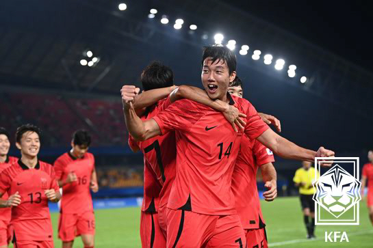 Special talent Kim Min-jae's successor is revived properly! Centerback Legend Coach Hong Myung-bo is also pleased to be selected as a starting player in Europe