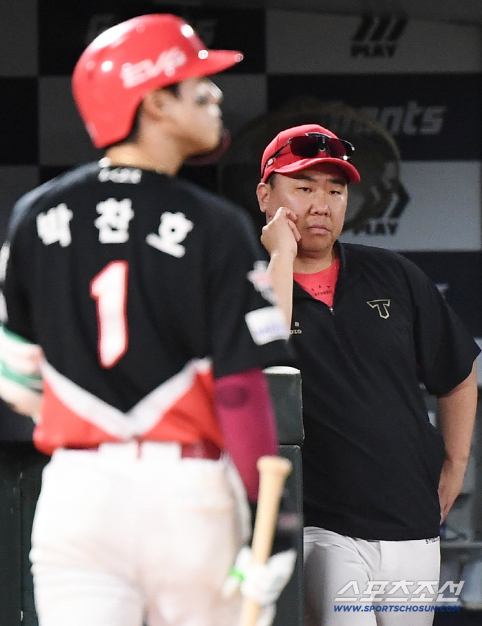 There's no time to wait. Was it a trade hint? The flower director's desperate intention amid the reality of six consecutive losses 