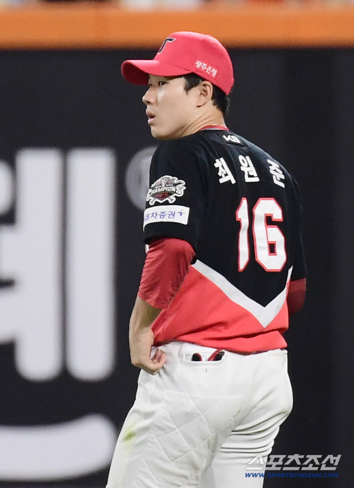 Trade fire makes prospective FA nervous. Cho Sang-woo, Son Ah-seop, I'm still nervous