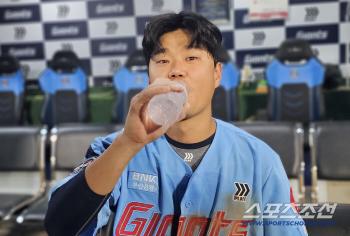 As expected, he's a lucky man of trade. His batting average of 0.529 after his return to the team has won six consecutive games. Four games? It changes every week.
