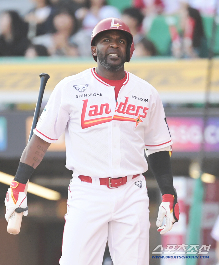 Finally came back to life, hitting .400 in 10 games → sudden replacement. Why? 