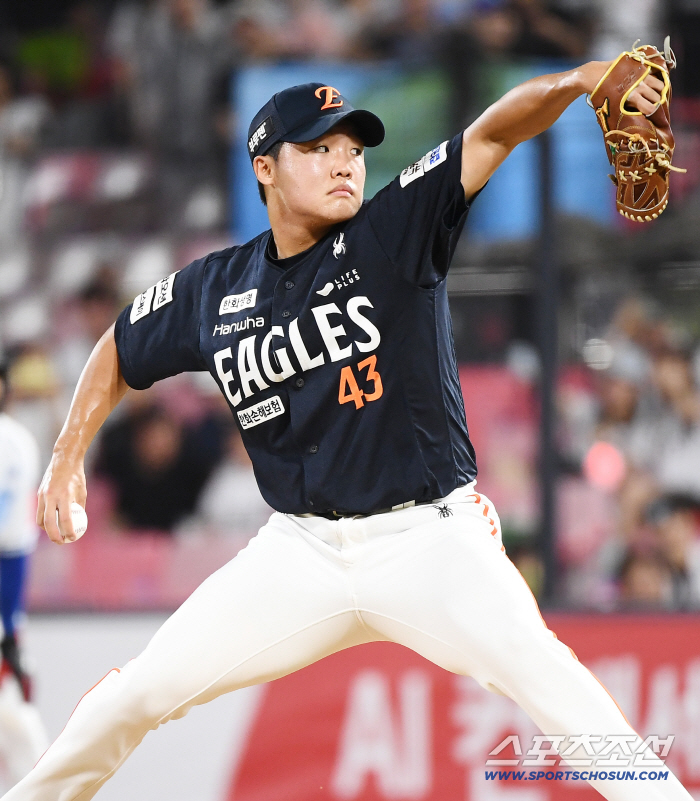 Hwang Jun Seo's lackluster performance? I'm worried about all 5 starters...2G consecutive poor performance, but three times! There's another chance