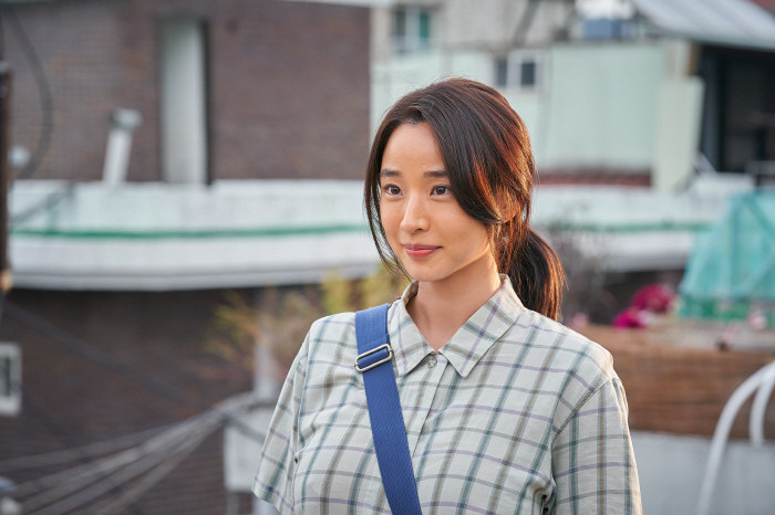 Lee Ha-nee, who declared no more exposure, will show her aura as a top actor