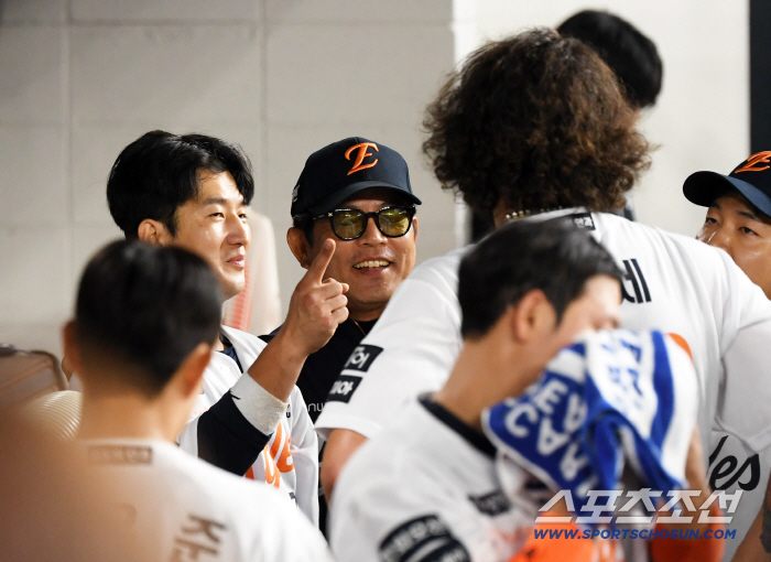 Monster Wall crossed twice! Ace is back too...Hanwha showed the power of the leader! After catching Samsung, he escaped three consecutive losses