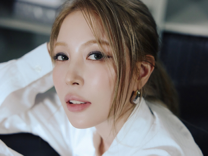 BoA Donates 100 Million Won to Orthopedic Patients at Samsung Seoul Hospital