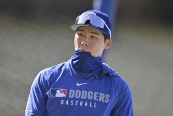  Kim Hye-sung IL Listed, Diagnostic Name Swing With One Hand Actually Left Shoulder Mucocystitis