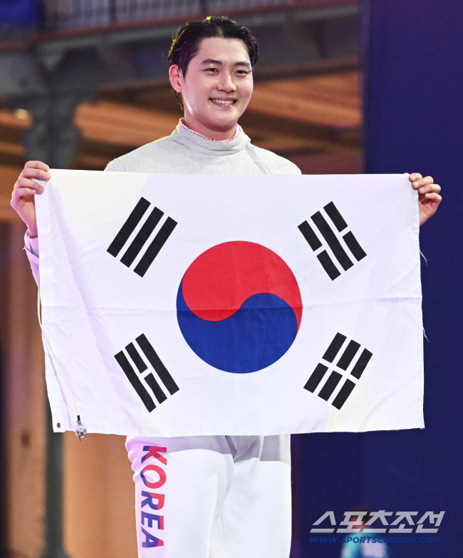 Oh Sang-wook picked the most handsome fencer in the world..Brazil's popularity exploded