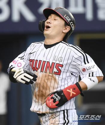  Shin Min-jae triples and scores